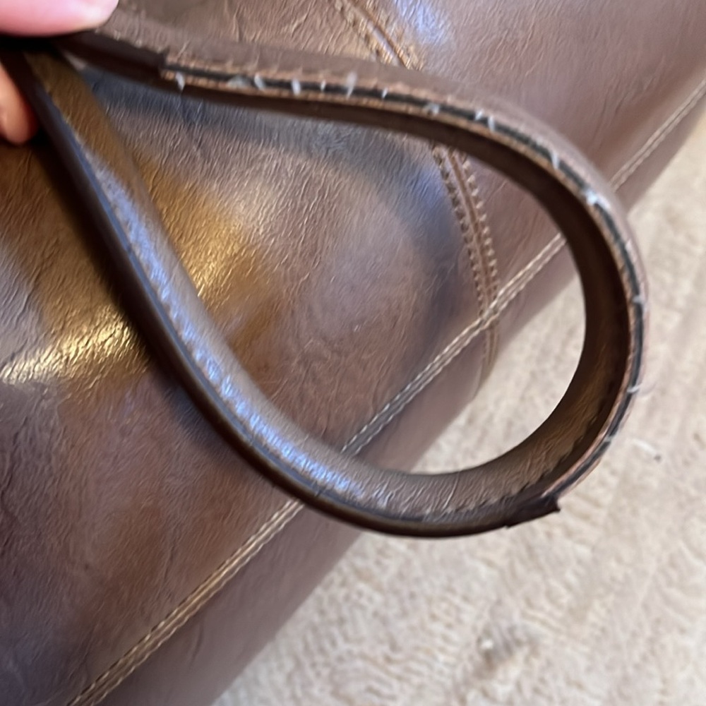 Elegant Liz Claiborne Taupe Shoulder Bag - Picture 11 of 12